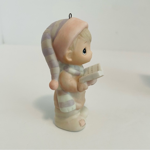 Precious Moments Ornament O Come All Ye Faithful Vintage Christmas Ornament - Picture 5 of 8